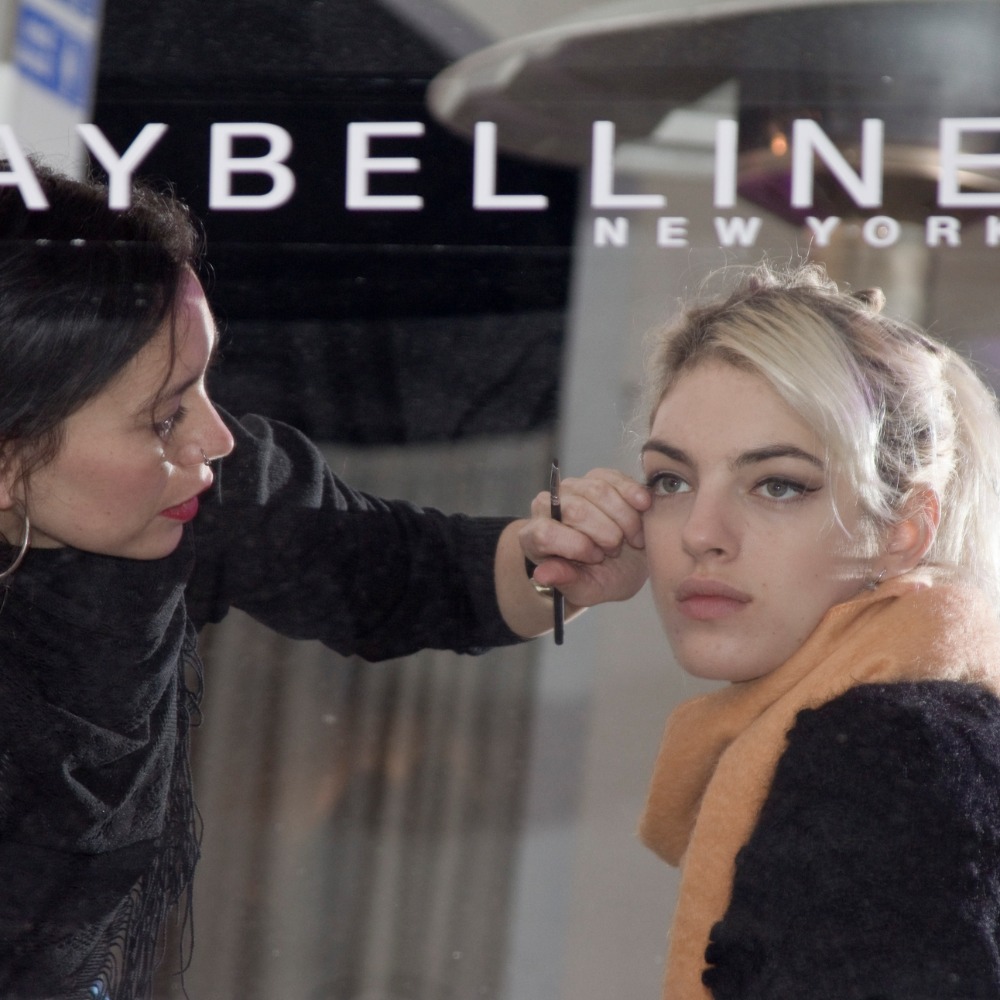 Maybelline - E